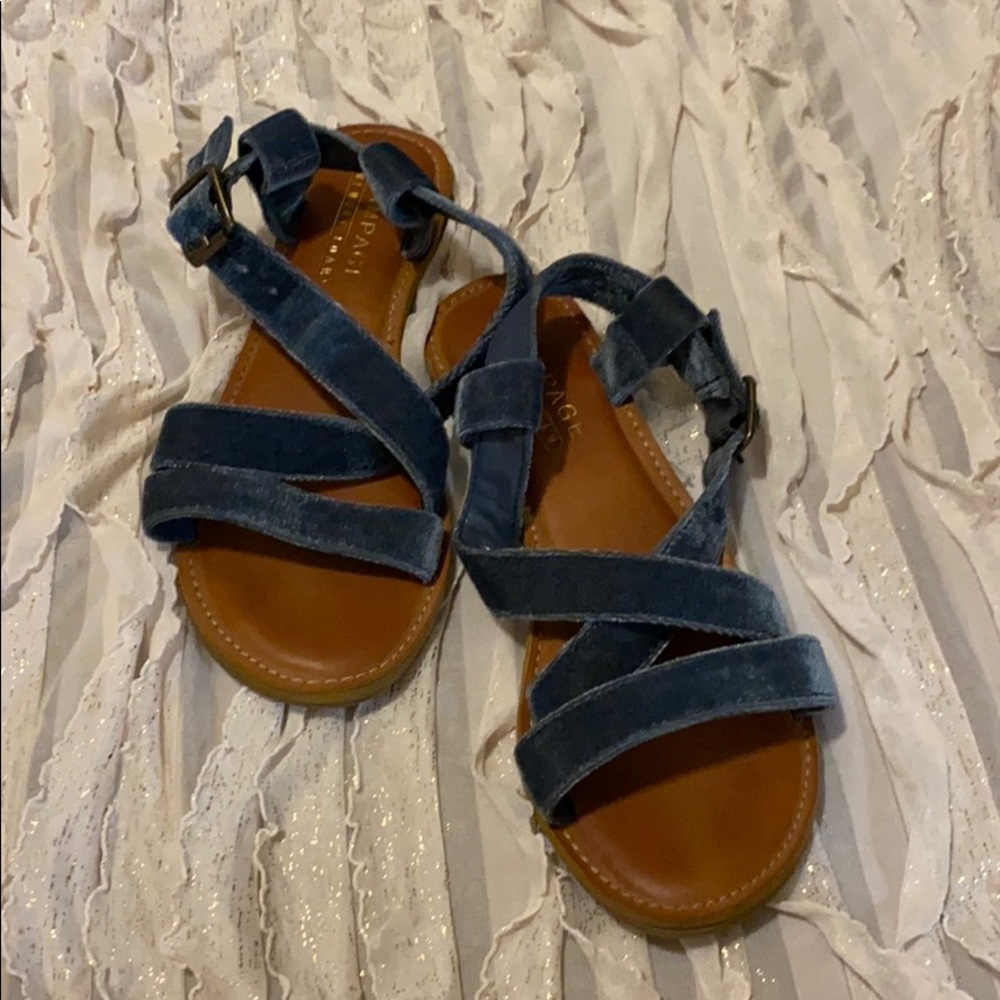 Blue velvet sandals